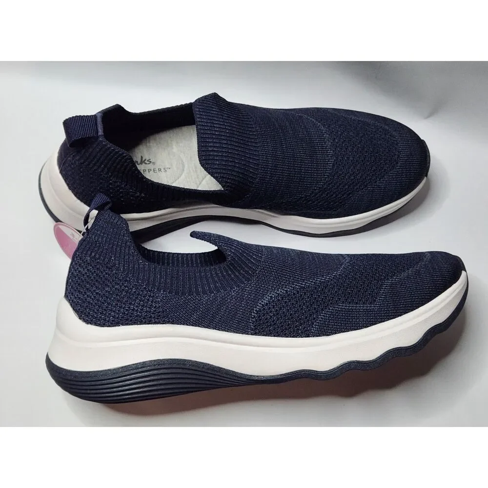 Clarks Cloudsteppers Circuit Path Slip‑On Shoes Navy Knit Women’s 9.5